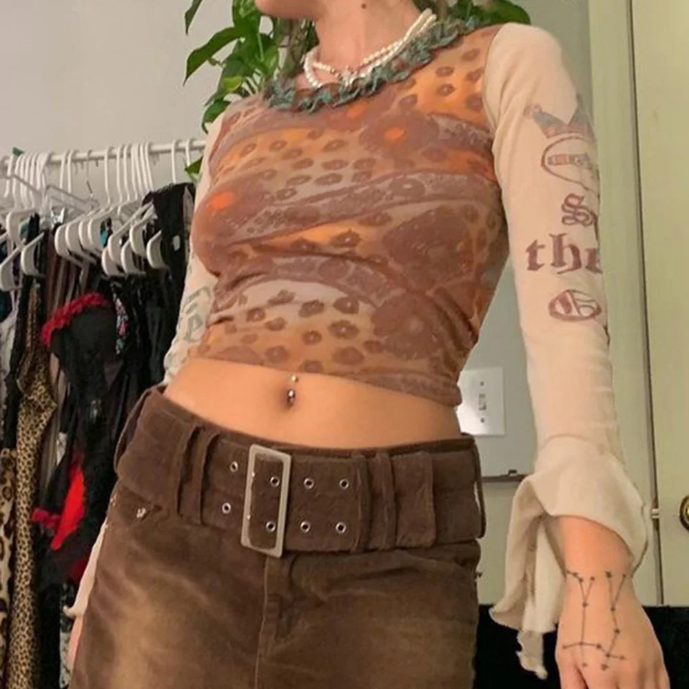 Sexy Summer Women T-Shirt Flared Sleeve O-Neck Mesh Stitching Fashion Print Female Pullover Cropped Top Short Tees Streetwear
Sexy Summer Women T-Shirt Flared Sleeve O-Neck Mesh Stitching Fashion Print Female Pullover Cropped Top Short Tees Streetwear