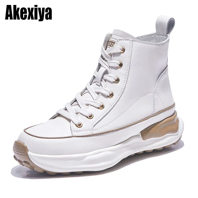 2022 Women Casual Sneakers High Top Flats Leather Shoes Genuine Leather Female Casual Platform Increase Vulcanized Shoes BC3074 
2022 Women Casual Sneakers High Top Flats Leather Shoes Genuine Leather Female Casual Platform Increase Vulcanized Shoes BC3074
