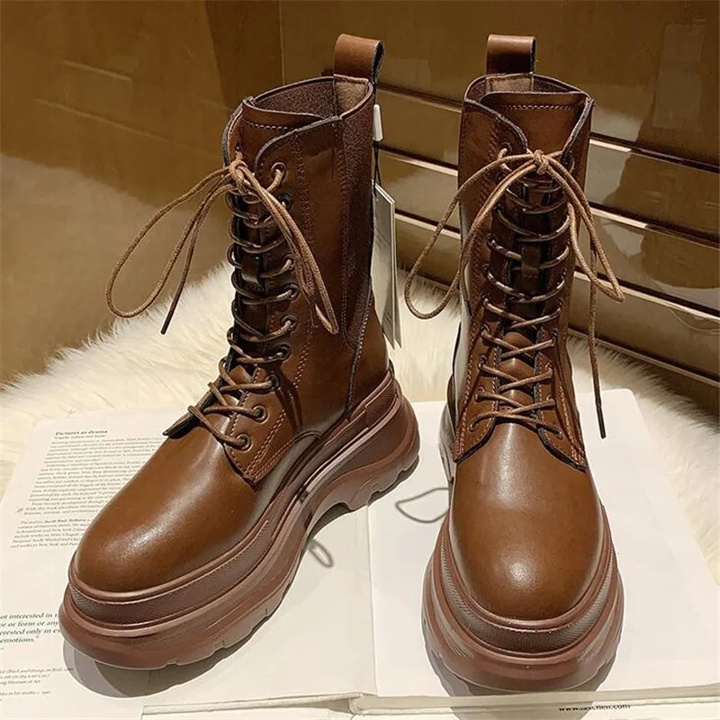 Women's Shoes 
Women's Shoes