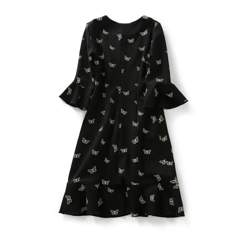 Large Size Women's 2021 Summer New Korean Style Medium Length Mm Slim Print Fishtail Dress 
Large Size Women's 2021 Summer New Korean Style Medium Length Mm Slim Print Fishtail Dress