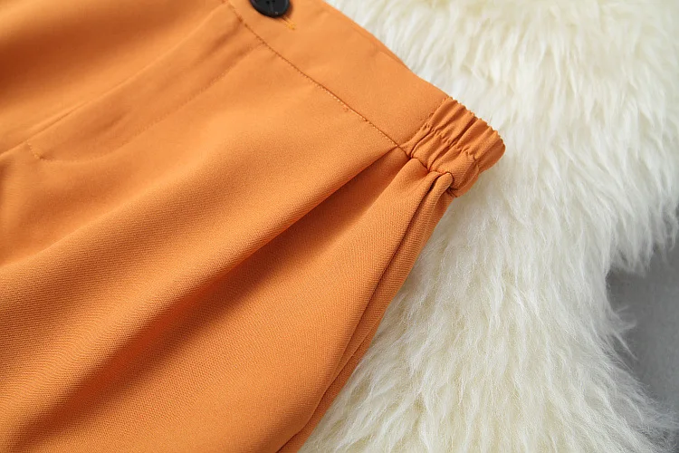 European and American women's wear 2020 summer new style Short-sleeved single-breasted pocket jacket shorts Fashion suits
European and American women's wear 2020 summer new style Short-sleeved single-breasted pocket jacket shorts Fashion suits