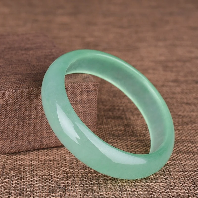 Hot Selling Light Green Bangle Charm Jewellery Women's Hand-Carved Bracelet for Women Men Fashion Accessories 56-62mm
Hot Selling Light Green Bangle Charm Jewellery Women's Hand-Carved Bracelet for Women Men Fashion Accessories 56-62mm