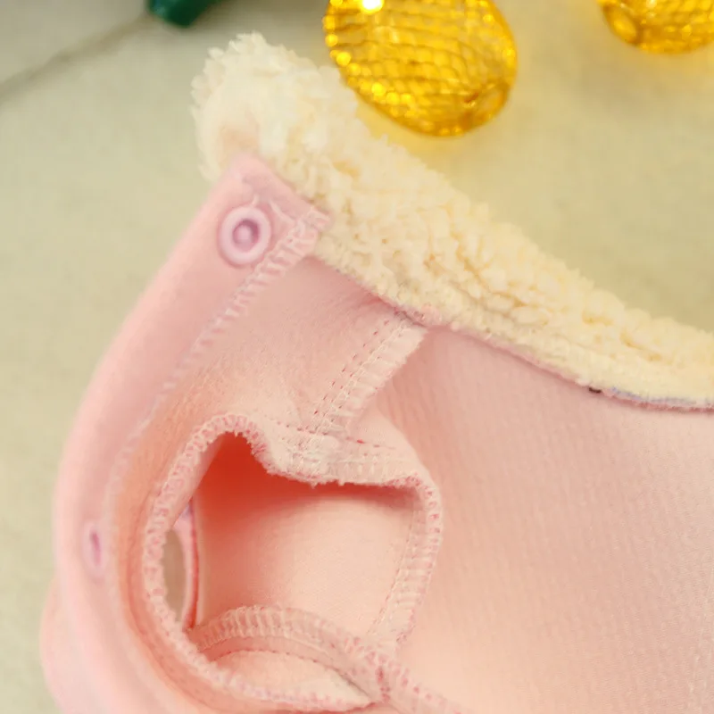The new autumn/winter clothes to keep warm dog out cute pink kindergarten suspenders skirt than teddy bear pet clothing
The new autumn/winter clothes to keep warm dog out cute pink kindergarten suspenders skirt than teddy bear pet clothing