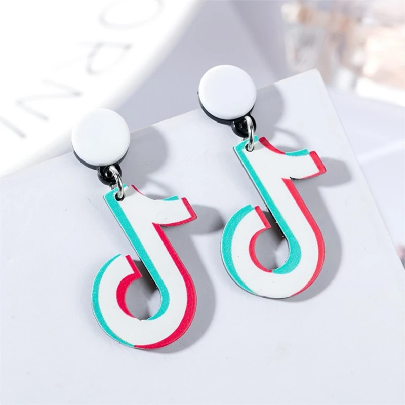 New Fashion Acrylic Music Note Drop Earrings Star Long Chain Round Dangle Brincos For Women Girl Party Asymmetrical Personality 
New Fashion Acrylic Music Note Drop Earrings Star Long Chain Round Dangle Brincos For Women Girl Party Asymmetrical Personality