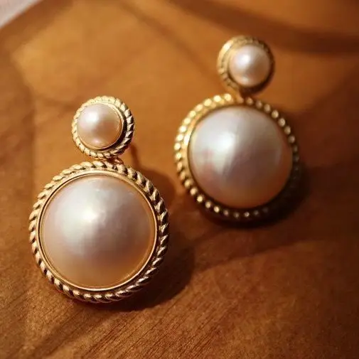Natural Sea Horse Shell Stud Earrings Pearl Earrings for Women Temperament Wild Vintage S925 Sterling Silver for Women Ear Rings
Natural Sea Horse Shell Stud Earrings Pearl Earrings for Women Temperament Wild Vintage S925 Sterling Silver for Women Ear Rings