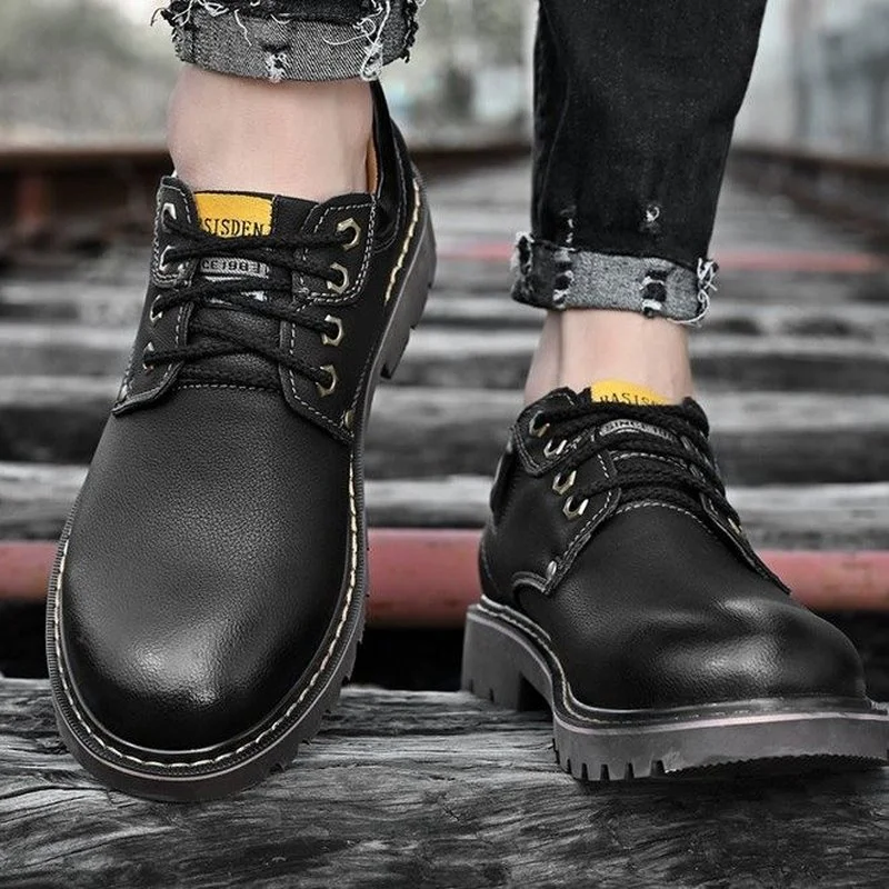 2021 New Dress Men Shoes Casual Solid PU Leather Business Shoes Classic Comfortable мужская обувь Lace Up Office Concise KG803
2021 New Dress Men Shoes Casual Solid PU Leather Business Shoes Classic Comfortable мужская обувь Lace Up Office Concise KG803