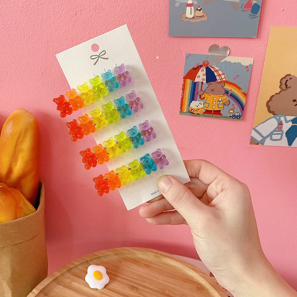 2PCS Cute Cartoon Bear Hairpins Transparent Hair Clips For Girls Bangs Side Barrette Hairgrips Headwear Makeup Styling Ornaments
2PCS Cute Cartoon Bear Hairpins Transparent Hair Clips For Girls Bangs Side Barrette Hairgrips Headwear Makeup Styling Ornaments