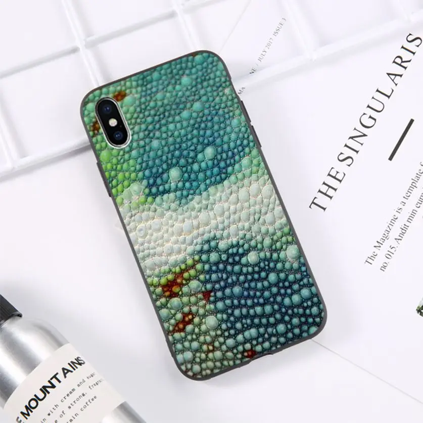 python yellow gold Snake skin Black Soft Shell Phone Cover for iPhone 11 pro XS MAX 8 7 6 6S Plus X 5 5S SE XR casese 2020
python yellow gold Snake skin Black Soft Shell Phone Cover for iPhone 11 pro XS MAX 8 7 6 6S Plus X 5 5S SE XR casese 2020