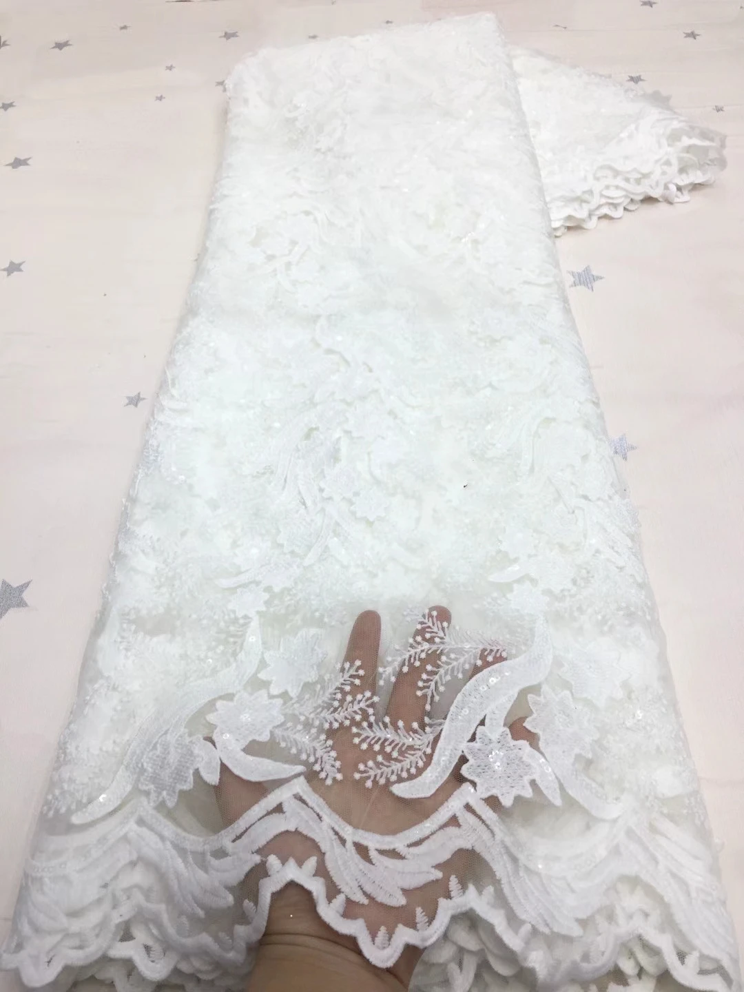 White Color 2020 African Cord Lace Fabrics Embroidery French high quality lace Guipure Cord lace fabric with Sequins
White Color 2020 African Cord Lace Fabrics Embroidery French high quality lace Guipure Cord lace fabric with Sequins
