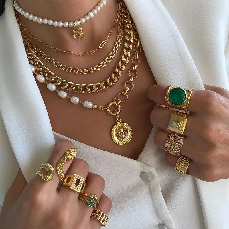 Rainbery Vintage Multi Layered Snake Chain Necklace for Women Boho Handmade Pearl Portrait Letter Pendant Necklace Jewelry Party
Rainbery Vintage Multi Layered Snake Chain Necklace for Women Boho Handmade Pearl Portrait Letter Pendant Necklace Jewelry Party