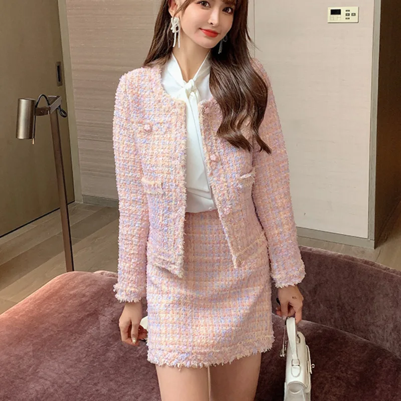 High Quality Korean Fashion Vintage Tweed Two Piece Set Women Jacket Coat + Skirt Suits Fall Winter Small Fragrance 2 Piece Sets
High Quality Korean Fashion Vintage Tweed Two Piece Set Women Jacket Coat + Skirt Suits Fall Winter Small Fragrance 2 Piece Sets