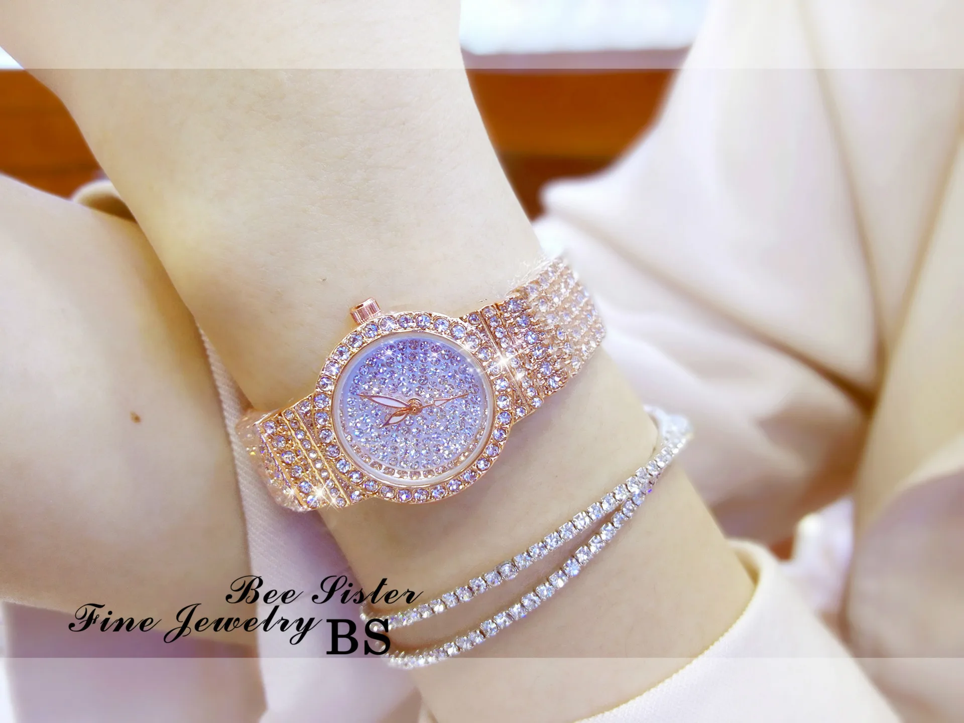 BS Top Luxury Brand 1101 Ladies Casual Fashion Elegant Women's Bracelet Watches High Quality Diamond Quality Watch
BS Top Luxury Brand 1101 Ladies Casual Fashion Elegant Women's Bracelet Watches High Quality Diamond Quality Watch