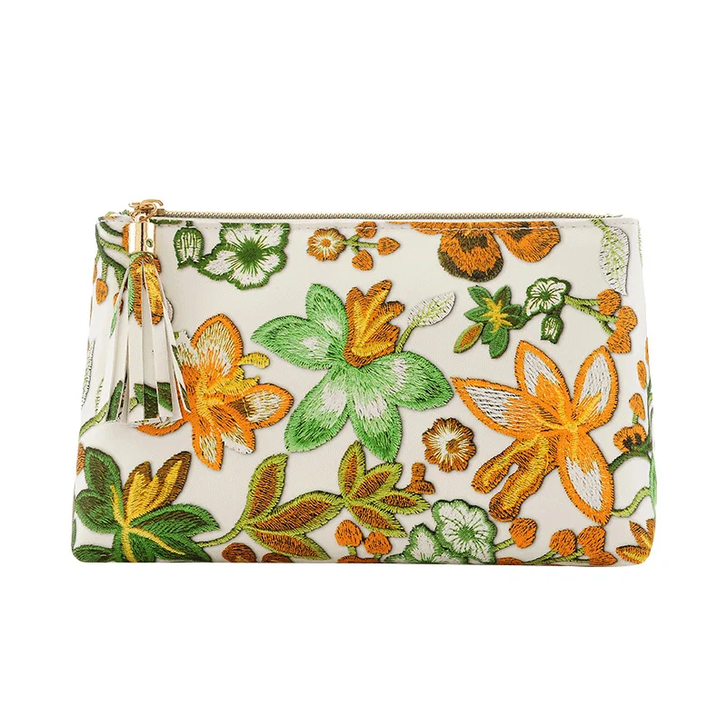 2021 new Korean version of the flowery tassel cosmetic bag cute girl heart portable hand-held cosmetics wash storage bag
2021 new Korean version of the flowery tassel cosmetic bag cute girl heart portable hand-held cosmetics wash storage bag