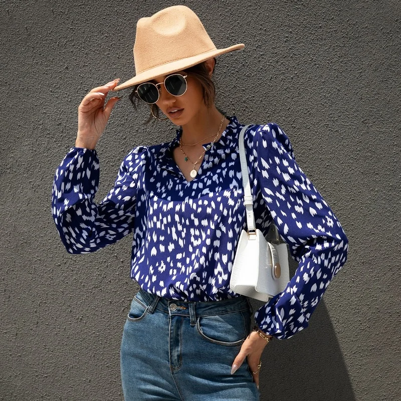 Elegant Mink Print Long Sleeve Tops Women V-Neck Lanter Sleeve Tees Fashion Autumn Winter Button Collar Loose Pullover T-Shirts
Elegant Mink Print Long Sleeve Tops Women V-Neck Lanter Sleeve Tees Fashion Autumn Winter Button Collar Loose Pullover T-Shirts