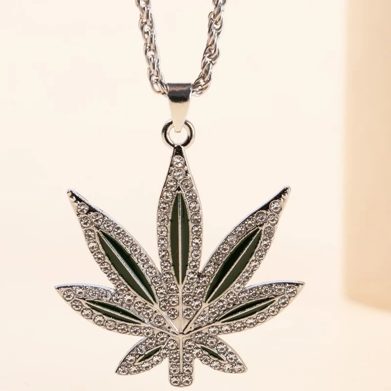 New Hip Hop Stainless Steel Necklace Hemp Fimble Leaf Crystal Necklaces Pendants for Men Women Personalize Fashion Jewelry Gifts
New Hip Hop Stainless Steel Necklace Hemp Fimble Leaf Crystal Necklaces Pendants for Men Women Personalize Fashion Jewelry Gifts