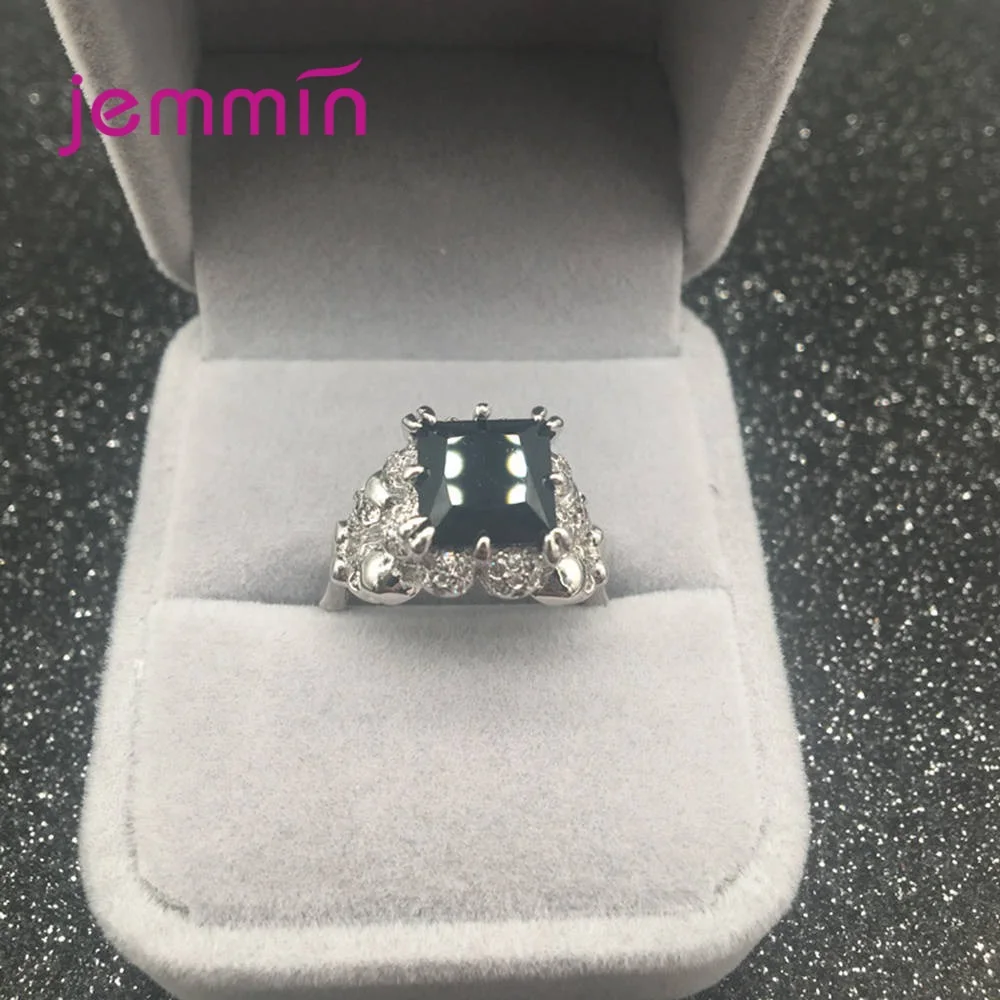 925 Sterling Silver Ring For Women Birthday Party Fashion Jewelry Punk Style Cubic Zirconia Prong Setting Wholesale
925 Sterling Silver Ring For Women Birthday Party Fashion Jewelry Punk Style Cubic Zirconia Prong Setting Wholesale