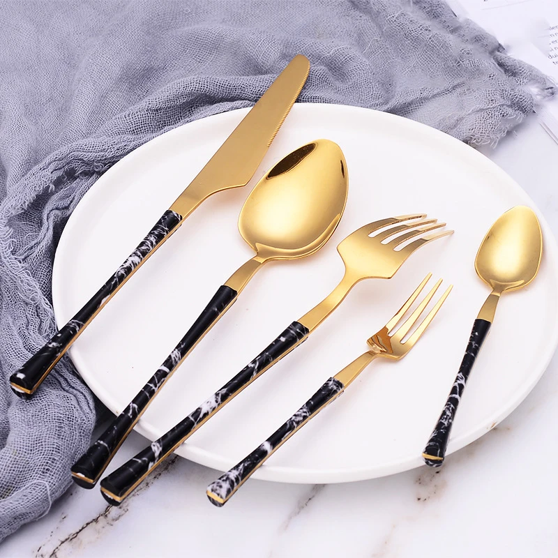 Western Cutlery Set High Quality Stainless Steel Dinnerware Set Knife Fork Spoon Golden Flatware tableware Restaurant home use
Western Cutlery Set High Quality Stainless Steel Dinnerware Set Knife Fork Spoon Golden Flatware tableware Restaurant home use