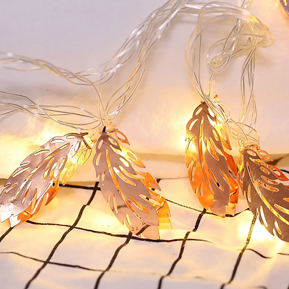 10/20 LED Garland Light String Battery Power Feather Christmas Valentine's Day Living Room Garden LED String Lights Decor
10/20 LED Garland Light String Battery Power Feather Christmas Valentine's Day Living Room Garden LED String Lights Decor