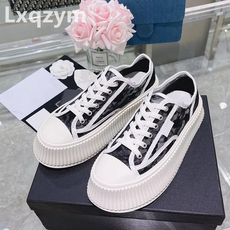 Women's Canvas Casual Shoes Sneakers Lace Up Genuine Leather Thick Bottom Platform Mixed Color Round Toe Lace Flats Female Shoes
Women's Canvas Casual Shoes Sneakers Lace Up Genuine Leather Thick Bottom Platform Mixed Color Round Toe Lace Flats Female Shoes