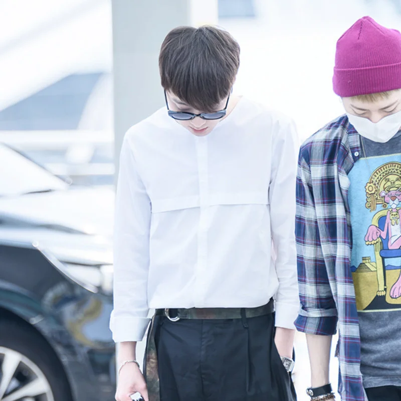 star Men's same spring and summer design shirt small vertical collar cross split long sleeve white shirt
star Men's same spring and summer design shirt small vertical collar cross split long sleeve white shirt