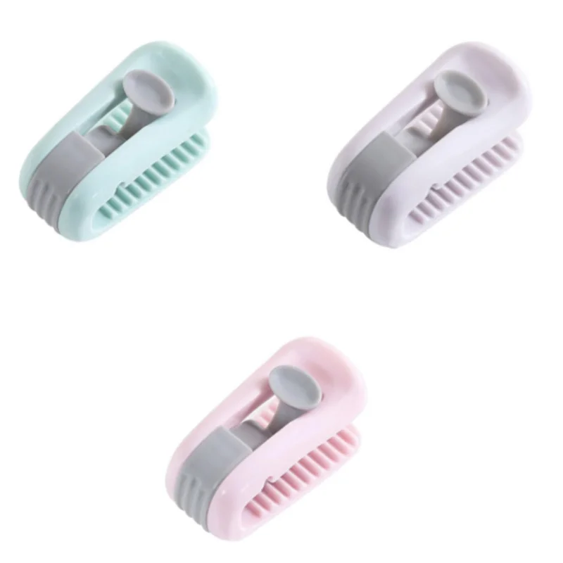 12 Pcs Quilt Holder Safety Anti-Running Kick Buckle Quilt Cover Protractor Household Anti-Skid Bed Sheet Clip
12 Pcs Quilt Holder Safety Anti-Running Kick Buckle Quilt Cover Protractor Household Anti-Skid Bed Sheet Clip