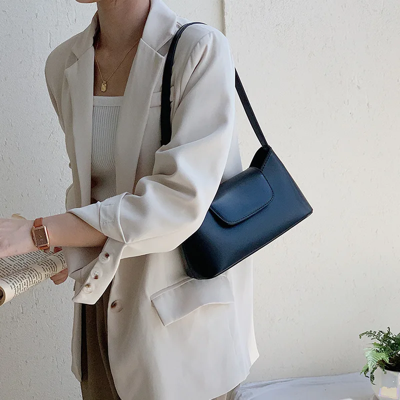 RanHuang New 2022 Fashion Women's Handbags Pu Leather Small Shoulder Bags Girls Elegant Messenger Bags Designer Crossbody Bags
RanHuang New 2022 Fashion Women's Handbags Pu Leather Small Shoulder Bags Girls Elegant Messenger Bags Designer Crossbody Bags