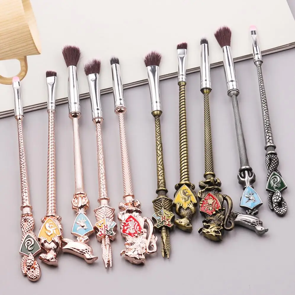 5 Pcs Eyeshadow Brush Makeup Brush Set Metal Handle Badge Modeling Beauty Tool Set Girl Gift
5 Pcs Eyeshadow Brush Makeup Brush Set Metal Handle Badge Modeling Beauty Tool Set Girl Gift