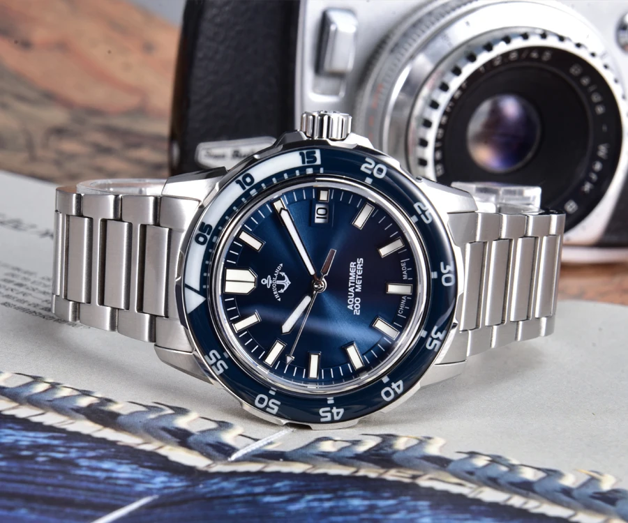 Cronos Ocean Diver Men Watch Stainless Steel PT5000 Bracelet Rotating Bezel 200 meters Water Resistant
Cronos Ocean Diver Men Watch Stainless Steel PT5000 Bracelet Rotating Bezel 200 meters Water Resistant