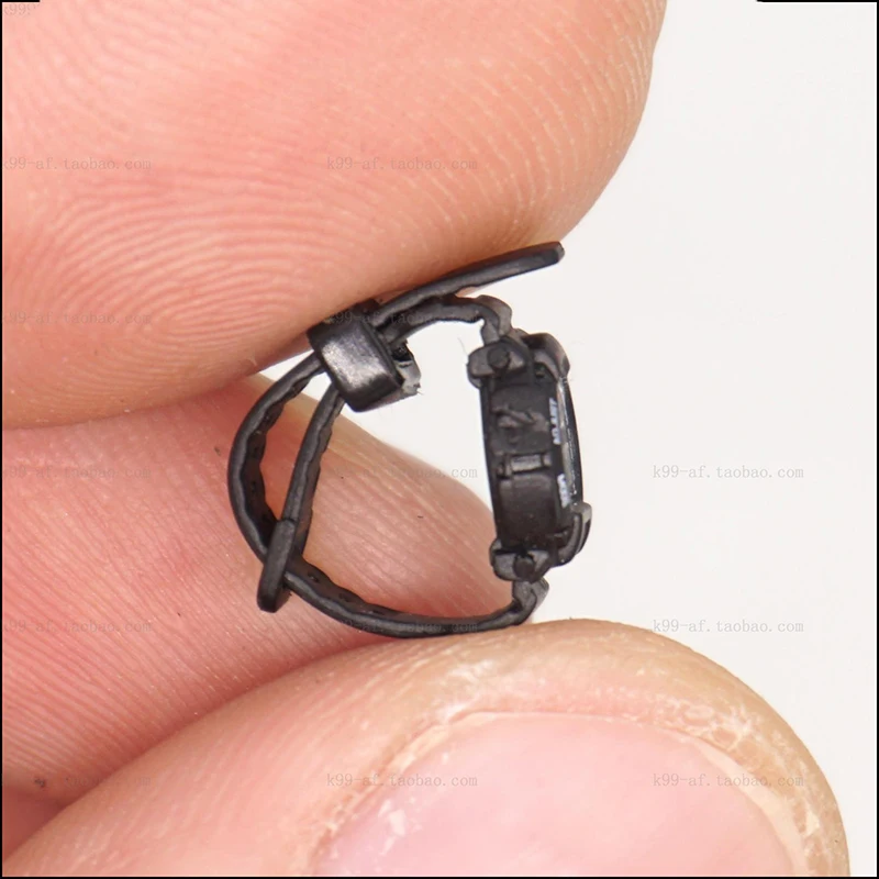 1/6 Scale DAM78077 Delta Special Forces CAG Captain Watch Wristwatch Model for 12''Figure Body Accessories DIY 
1/6 Scale DAM78077 Delta Special Forces CAG Captain Watch Wristwatch Model for 12''Figure Body Accessories DIY