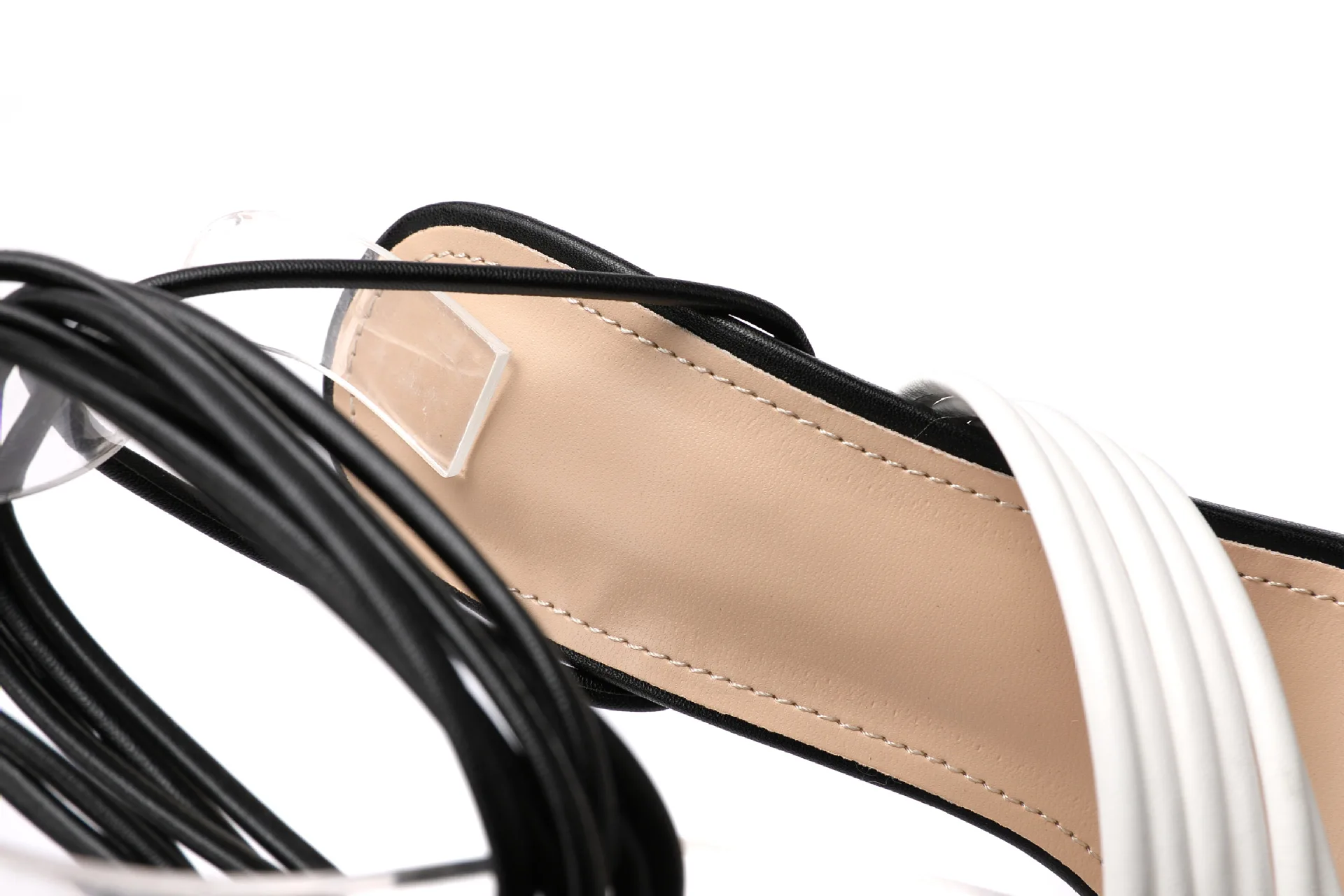 DM224 New Rome Flock Sandals Women Thin Belt Lace-Up Thin High Heels Cover Heel Pointed Toe Office Dress Pumps Lady Shoes
DM224 New Rome Flock Sandals Women Thin Belt Lace-Up Thin High Heels Cover Heel Pointed Toe Office Dress Pumps Lady Shoes