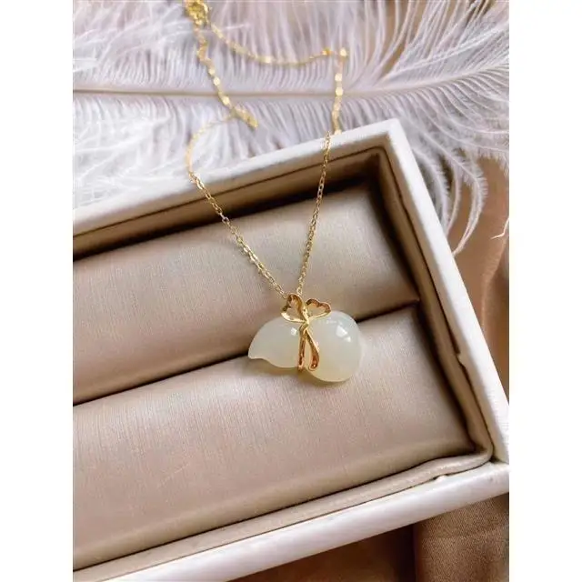 S925 Sterling Silver Gilding Inlaid Natural Hetian Jade Gourd Gilding Craft Vintage Silver Jewelry Pendant Meaning Fu Lu
S925 Sterling Silver Gilding Inlaid Natural Hetian Jade Gourd Gilding Craft Vintage Silver Jewelry Pendant Meaning Fu Lu
