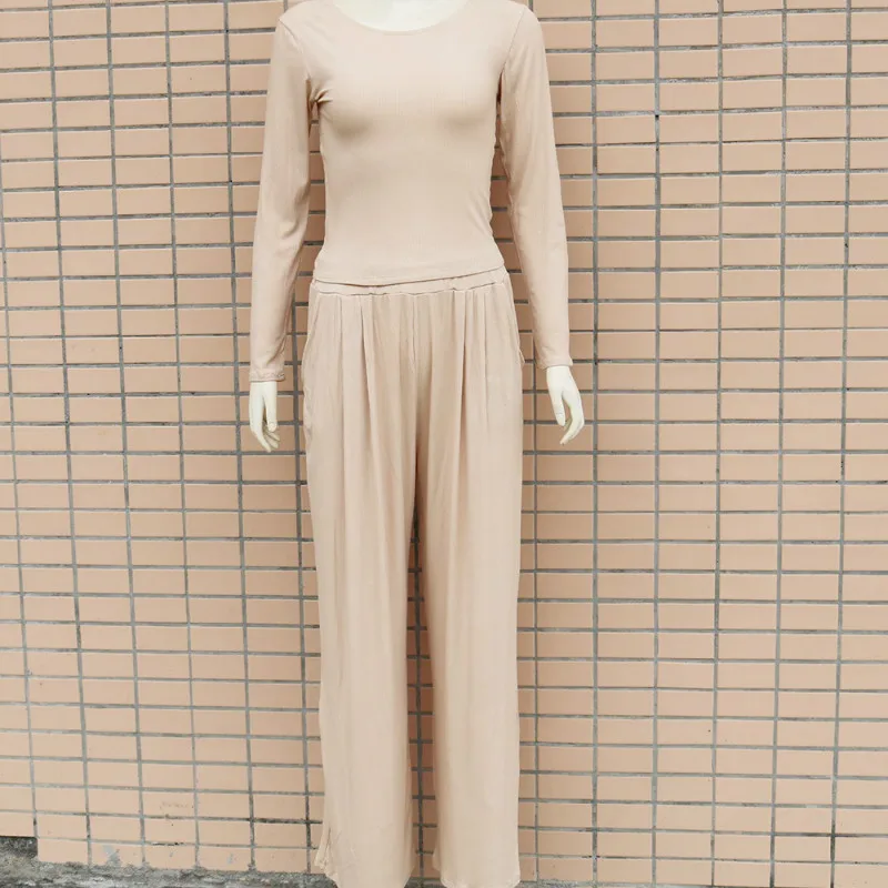 Two Piece Outfits For Women 2020 Autumn Crop Top Women Casual Knitted Sets Long Sleeves Tops Long Pants Leisure Suit
Two Piece Outfits For Women 2020 Autumn Crop Top Women Casual Knitted Sets Long Sleeves Tops Long Pants Leisure Suit