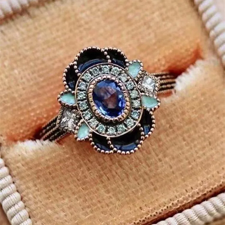Milangirl Creative Drip Oil Flower Floral Ring for Women Ladies Inlaid Blue Oval Crystal Rhinestone Party Luxury Jewelry
Milangirl Creative Drip Oil Flower Floral Ring for Women Ladies Inlaid Blue Oval Crystal Rhinestone Party Luxury Jewelry