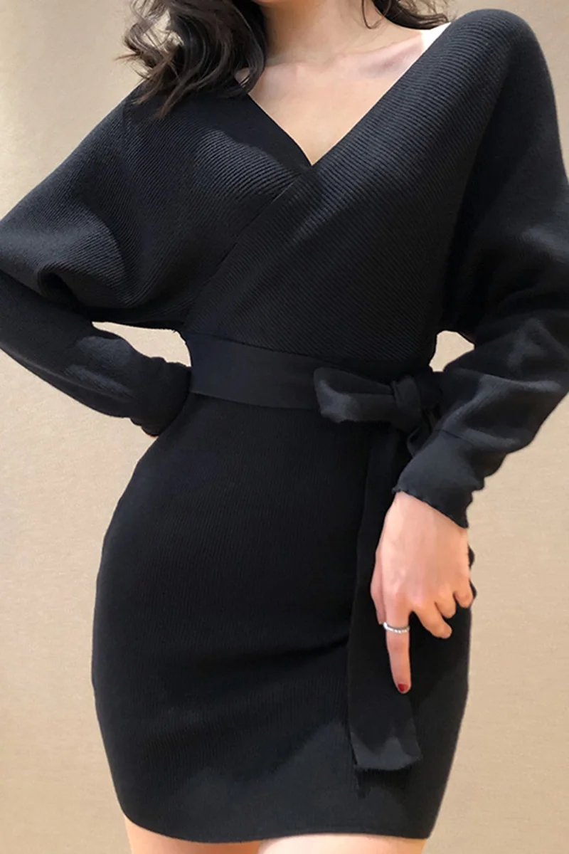 Instahot sexy V-neck waist dress women's autumn / winter 2020 street fashion knitted Hip Wrap Skirt
Instahot sexy V-neck waist dress women's autumn / winter 2020 street fashion knitted Hip Wrap Skirt