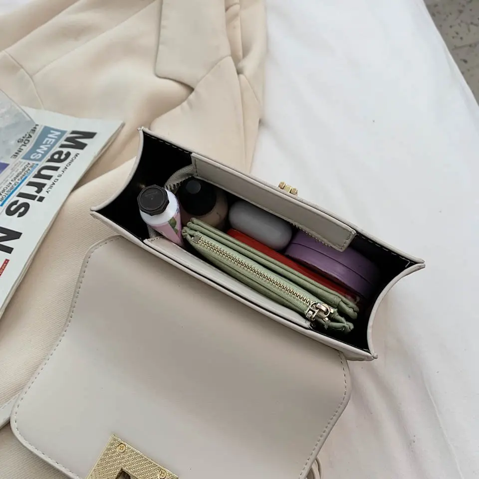 Messenger Bag Fashion Square Leather Ladies Bag Exquisite Simple Design Small Handbag Korean Style Cute Girl Daily Shoulder Bags
Messenger Bag Fashion Square Leather Ladies Bag Exquisite Simple Design Small Handbag Korean Style Cute Girl Daily Shoulder Bags