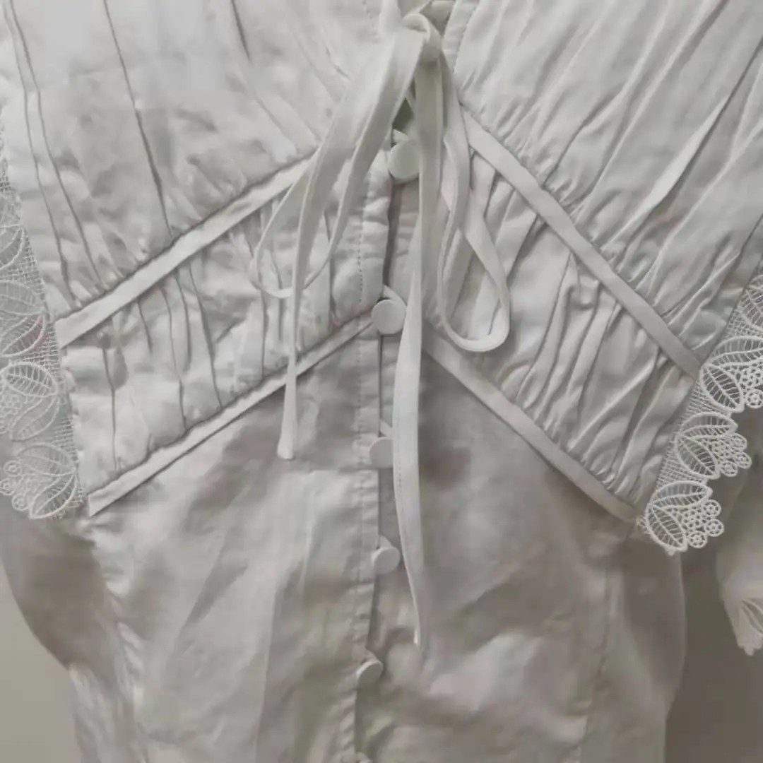 Deep V Lace Blouse Women White Half Sleeve Single Breasted Lace-up Early Autumn 2021 New Ladies Shirts
Deep V Lace Blouse Women White Half Sleeve Single Breasted Lace-up Early Autumn 2021 New Ladies Shirts