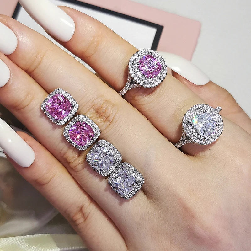 2pcs Pack 925 Sterling Silver Jewelry Set Halo Engagement Ring Round Stud Earring For Wedding Christmas Gift Party J6030
2pcs Pack 925 Sterling Silver Jewelry Set Halo Engagement Ring Round Stud Earring For Wedding Christmas Gift Party J6030