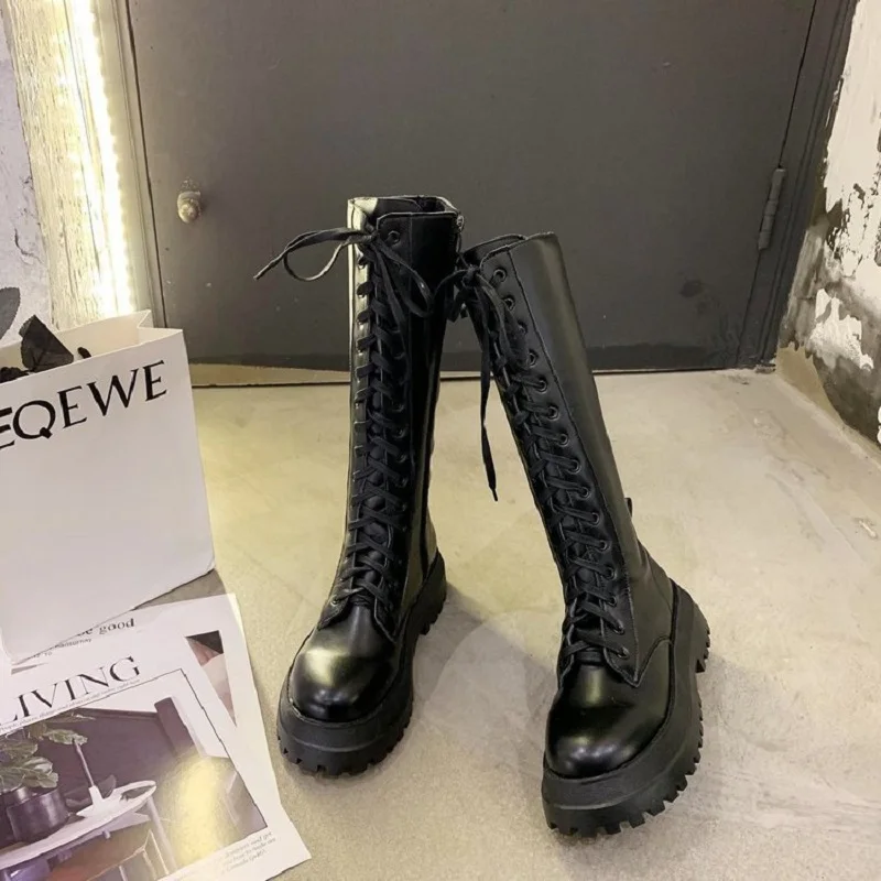 Women Combat Boots Antumn Winter Female High Platform Gothic Shoes Leather Motorcycle Boots Lace Up Knee High Boots Botas Mujer
Women Combat Boots Antumn Winter Female High Platform Gothic Shoes Leather Motorcycle Boots Lace Up Knee High Boots Botas Mujer