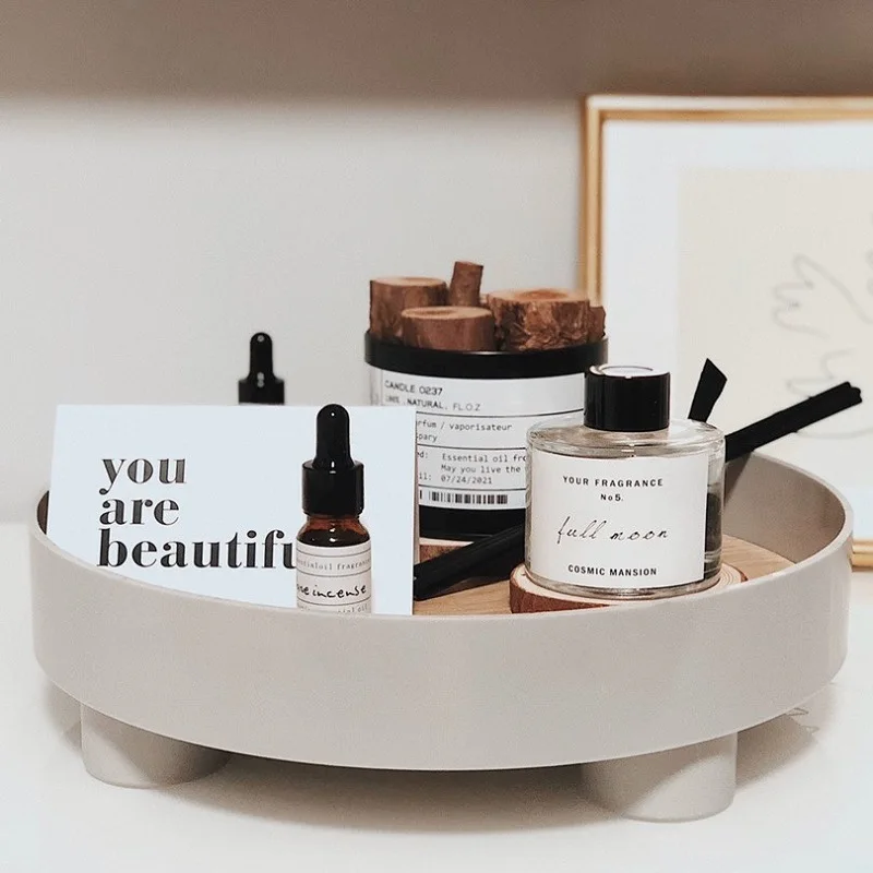 Nordic Decorative Round Tea Food Dishes Drink Platter Jewelry Sundries Tray Desktop Storage Tray Round Kitchen Serving Tray
Nordic Decorative Round Tea Food Dishes Drink Platter Jewelry Sundries Tray Desktop Storage Tray Round Kitchen Serving Tray