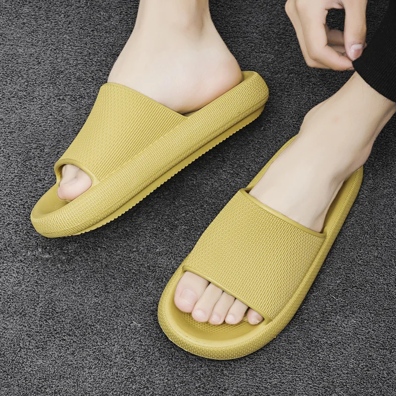 free shipping Men's slippers new outdoor summer new fashionable men's shoes wear-resistant Beach outdoor one-word mop Red
free shipping Men's slippers new outdoor summer new fashionable men's shoes wear-resistant Beach outdoor one-word mop Red