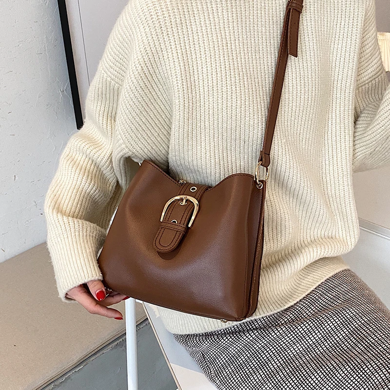 VeryMe Luxury Designer Women Bucket Bags Leather Shoulder Bag Lady France Famous Brand Cross Body Handbag Bolso Bandolera Mujer
VeryMe Luxury Designer Women Bucket Bags Leather Shoulder Bag Lady France Famous Brand Cross Body Handbag Bolso Bandolera Mujer