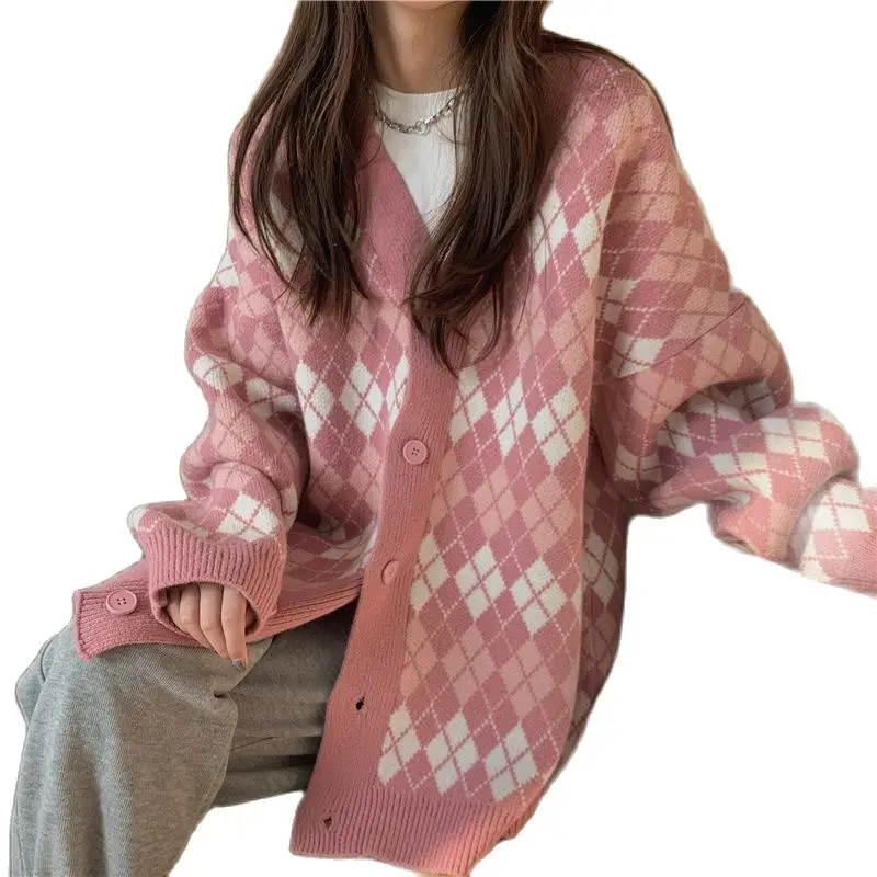 2021 New Spring Winter Vintage Sweater Cardigan Women Pink Knitted Sweaters Top Loose Casual Plaid Jumpers Female Kawaii
2021 New Spring Winter Vintage Sweater Cardigan Women Pink Knitted Sweaters Top Loose Casual Plaid Jumpers Female Kawaii