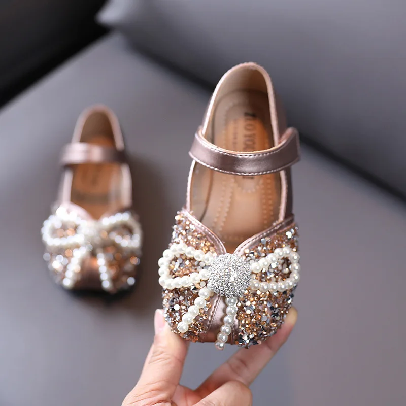 New Children Shoes Baby Performance Crystal Girls Princess Leather Shoes Student Flats Toddler Casual Bow Kids Breathable 03
New Children Shoes Baby Performance Crystal Girls Princess Leather Shoes Student Flats Toddler Casual Bow Kids Breathable 03