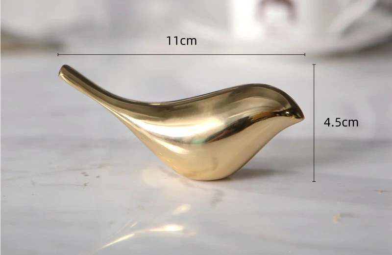 Nordic Creative Abstract Animal Bird Crafts Ornaments Gold Modern Home Desktop Decoration Accessories Miniature Brass Figurines 
Nordic Creative Abstract Animal Bird Crafts Ornaments Gold Modern Home Desktop Decoration Accessories Miniature Brass Figurines