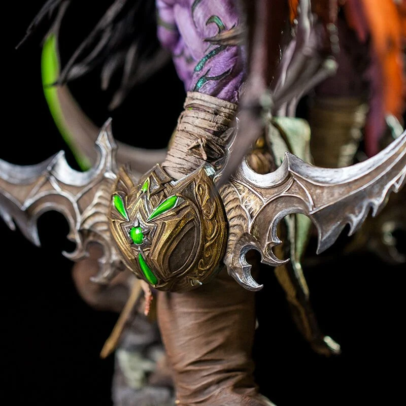 

World Of Warcraft Figure Figurine Illidan WOW Toys Game Action Demon Hunter Devil 58CM PVC Figma Collectible Huge Model Birthday