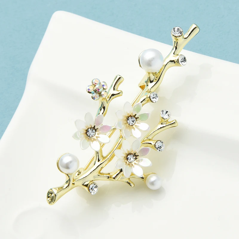 Wuli&baby Pearl White Flower Brooches For Women Men Unisex Party Office Casual Brooch Pins Gifts
Wuli&baby Pearl White Flower Brooches For Women Men Unisex Party Office Casual Brooch Pins Gifts