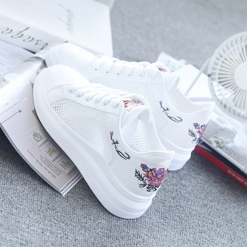 2021 spring new fashion white wedge shoes female platform ladies comfortable casual shoes Breathable mesh sneakers
2021 spring new fashion white wedge shoes female platform ladies comfortable casual shoes Breathable mesh sneakers
