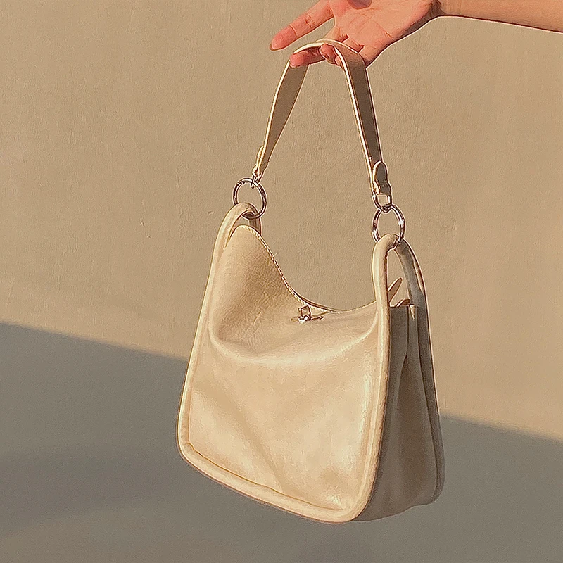 Vintage Baguette Women Messenger Bags Fashion Design PU Leather Ladies Armpit Shoulder Bag Female Purse Handbags Bolsos Mujer
Vintage Baguette Women Messenger Bags Fashion Design PU Leather Ladies Armpit Shoulder Bag Female Purse Handbags Bolsos Mujer