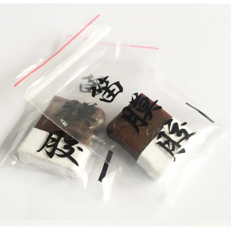 Solid Dimo Glue Flute Diaphragm Glue Pure Gelatin Made Use for Bamboo Flute Chinese Dizi and Metal Flauta
Solid Dimo Glue Flute Diaphragm Glue Pure Gelatin Made Use for Bamboo Flute Chinese Dizi and Metal Flauta