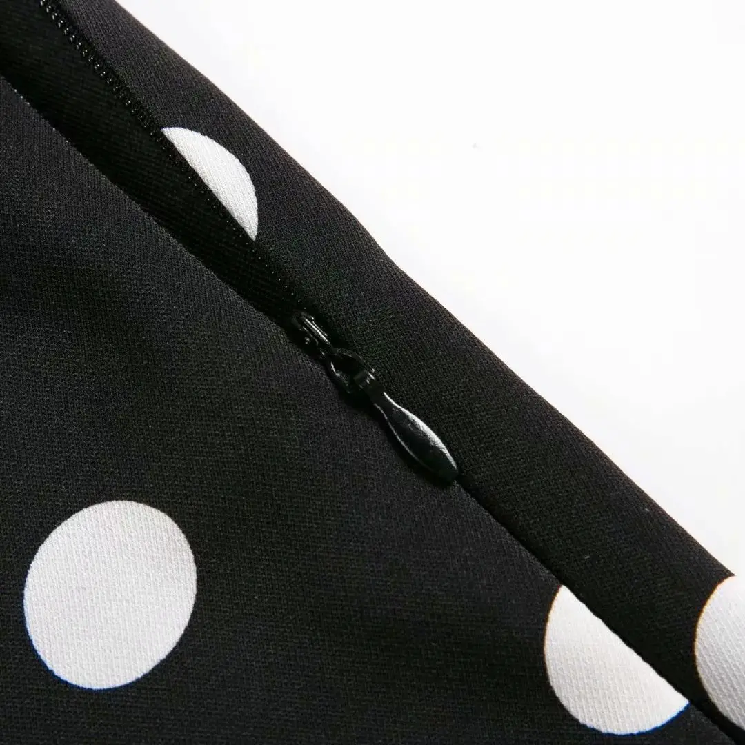 XNWMNZ White Dot Print Chiffon Black Midi Dress Retro Turn Down Collar Dresses Sexy Short Sleeve Vestidos Single-breasted robe
XNWMNZ White Dot Print Chiffon Black Midi Dress Retro Turn Down Collar Dresses Sexy Short Sleeve Vestidos Single-breasted robe